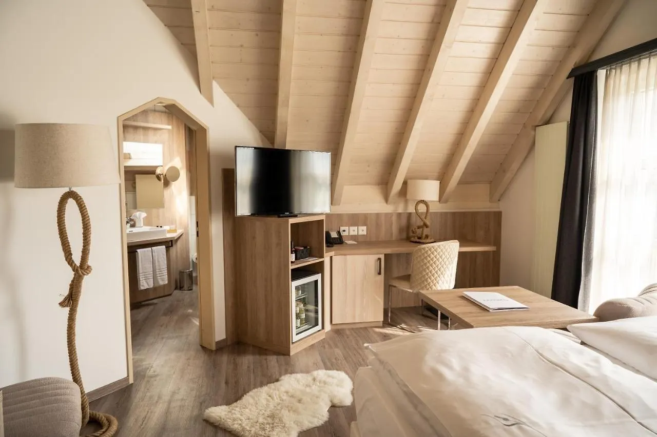 Boutiquehotel Thessoni Classic & Self Service Residence Home Zuerich Regensdorf 4*,