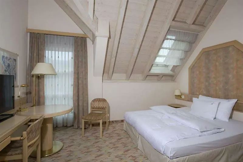 Boutiquehotel Thessoni Classic & Self Service Residence Home Zuerich Regensdorf 4*,