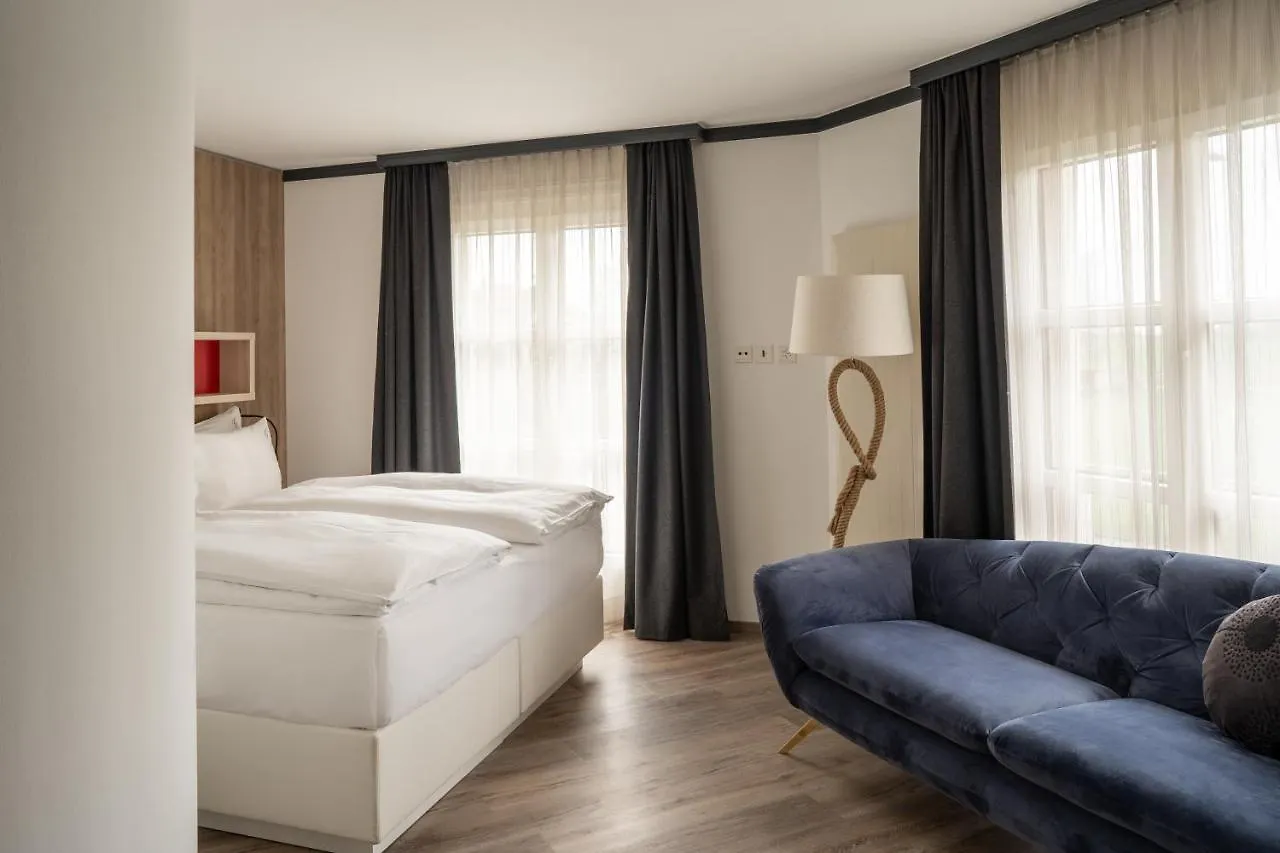 Boutiquehotel Thessoni Classic & Self Service Residence Home Zuerich Regensdorf 4*,