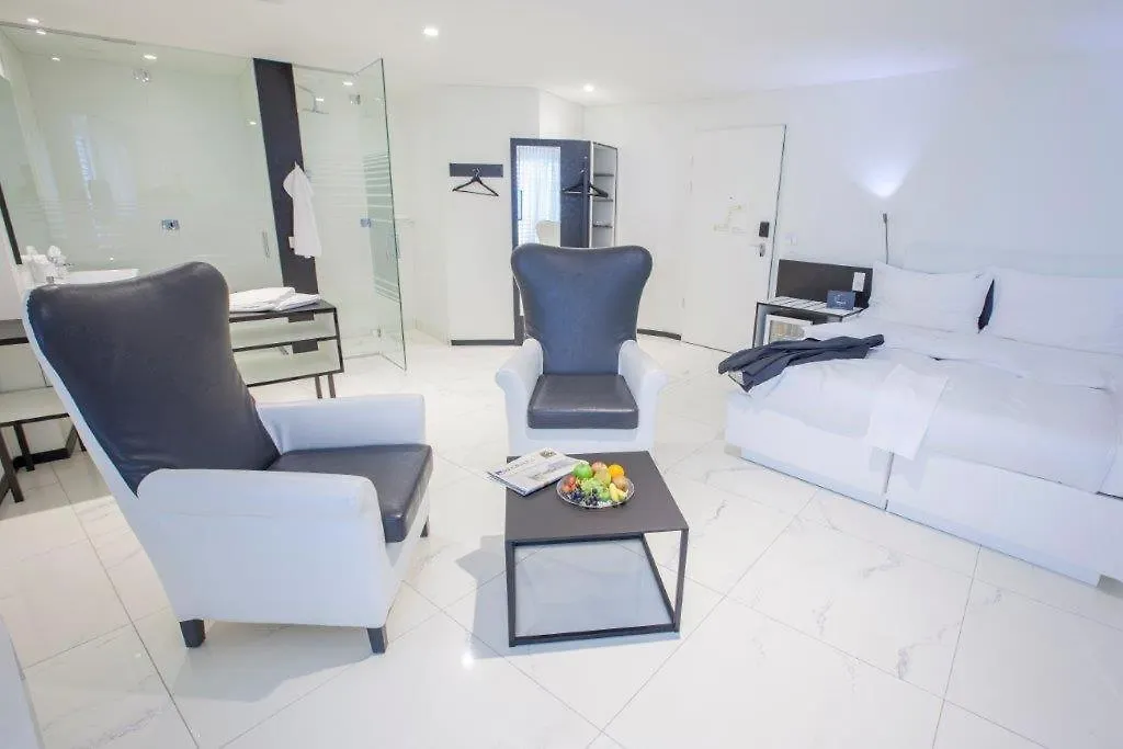 Boutiquehotel Thessoni Classic & Self Service Residence Home Zuerich Regensdorf